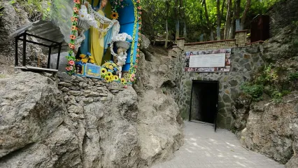 Печера "Кришталева"