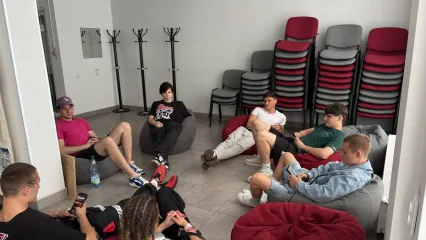 Пропаганда. Як тобою керують кожен день