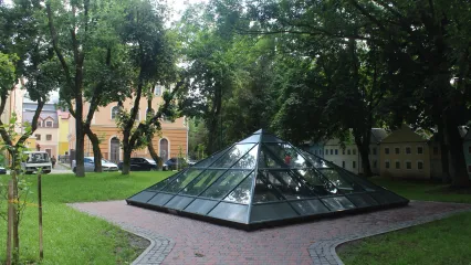 Фрагмент бруківки XVII століття