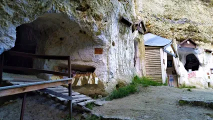 Бакотський Михайлівський скельний монастир, Гораївка,  	1362 рік