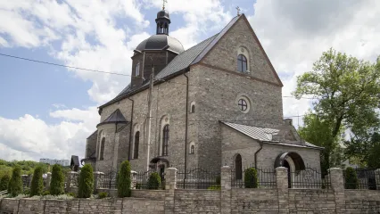 Церква Пресвятої Трійці, XVI-XX століття